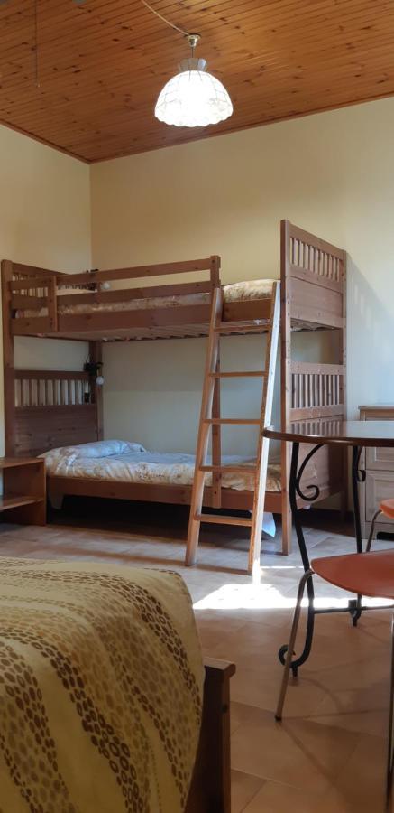 I Vigneti Bed & Breakfast Salionze Bagian luar foto