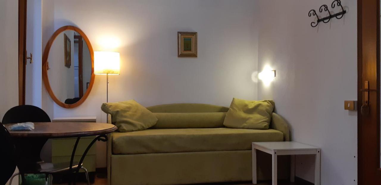 I Vigneti Bed & Breakfast Salionze Bagian luar foto