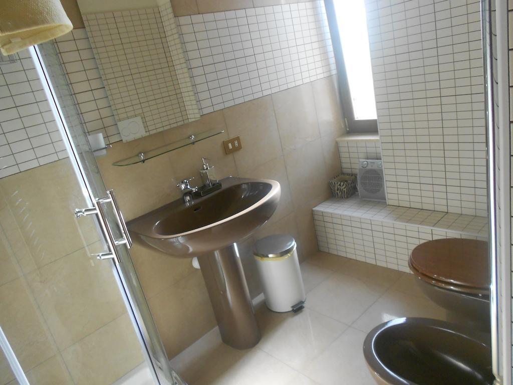 I Vigneti Bed & Breakfast Salionze Ruang foto